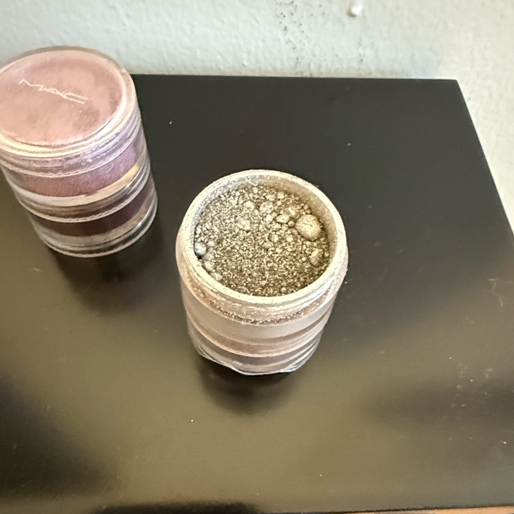 MAC Cosmetics | RARE Quad Eyeshadow Palette & Crushed Metallic Pigment Powders - Picture 7 of 11